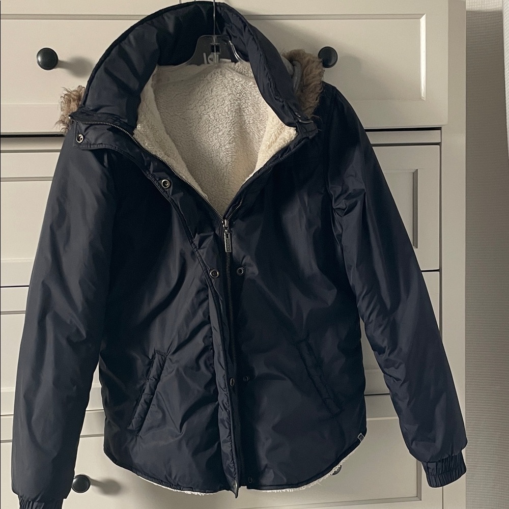 Roxy Women’s Black Puffer Jacket Sherpa Lining Fuzzy Hood - Size Large